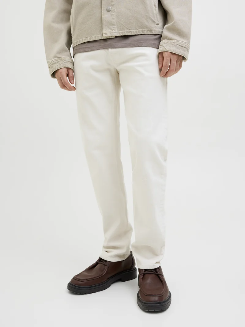 Tapered Fit Jeans