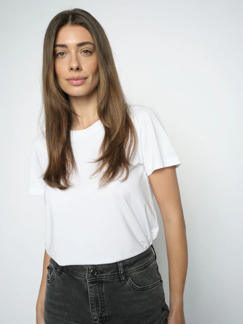 Basic T-Shirt