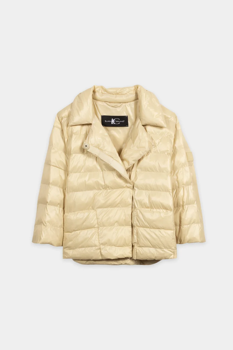 Cape-Jacke aus Outdoor-Nylon in Daunen-Optik