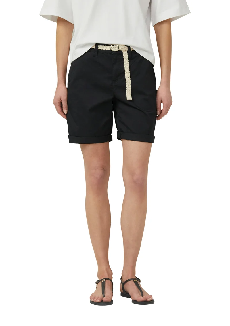 Bermuda-Shorts mit geflochtenem Gürtel