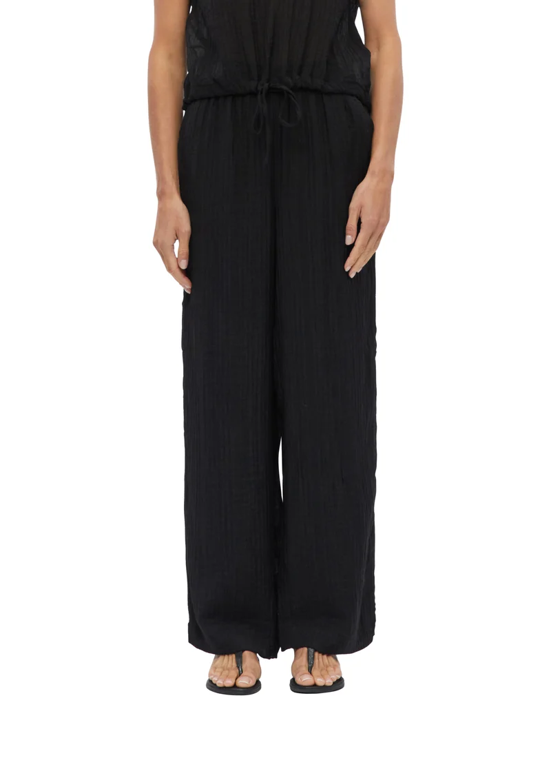 Semitransparente Hose mit Eingrifftaschen