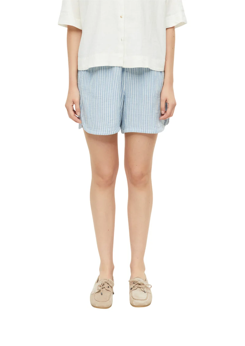 Gestreifte Shorts aus aus Musselin