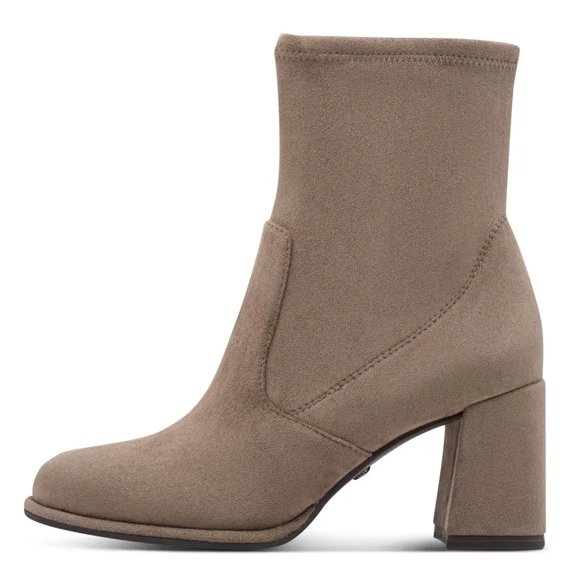 Stiefelette mit Blockabsatz