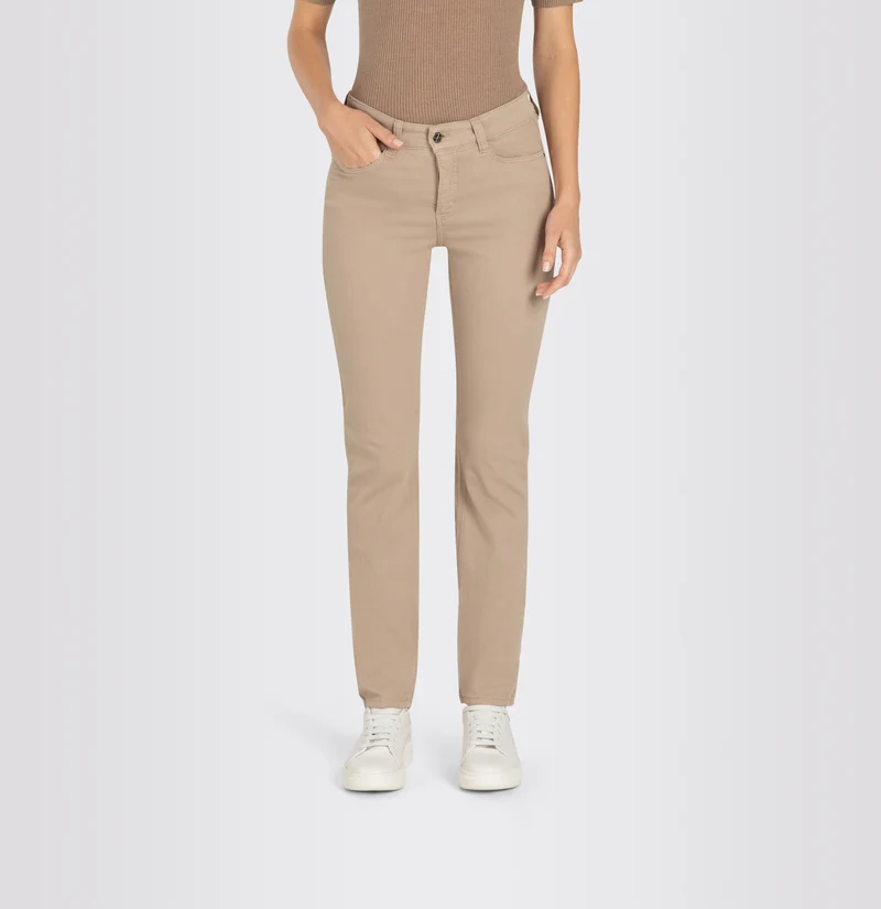 DREAM Straight Fit Jeans aus Hyperstretch Denim