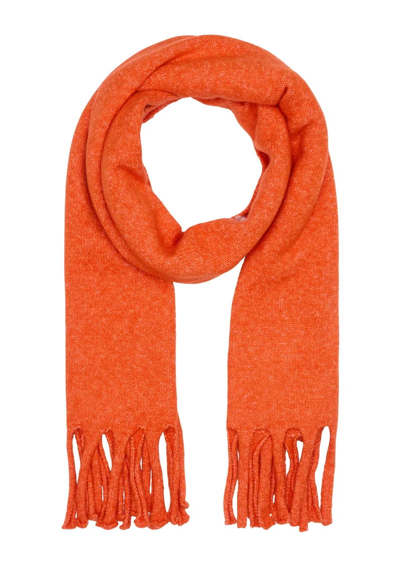 Gestrickter Schal mit Fransen